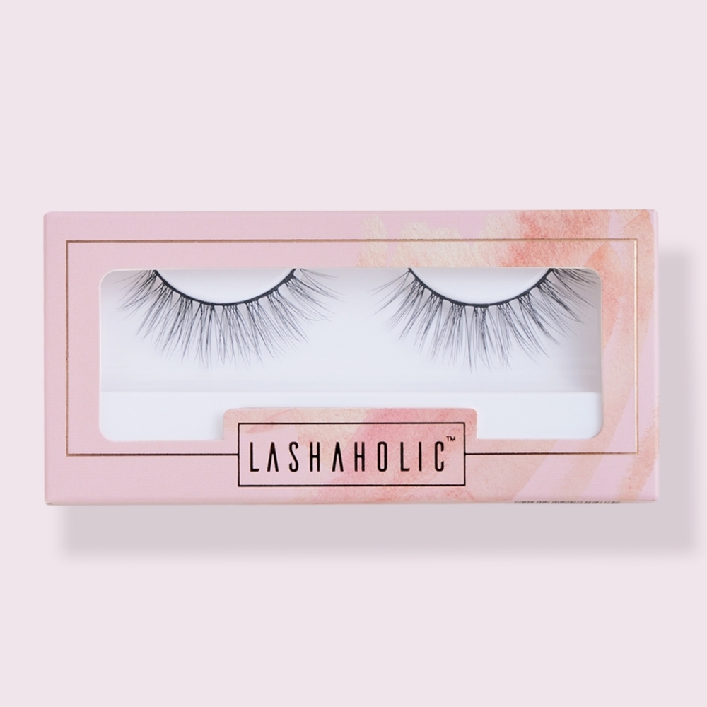 Lashaholic Luxury Lashes